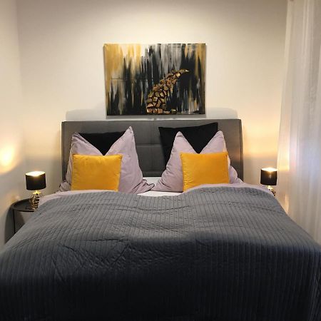 Home Apartment Sopron Luaran gambar