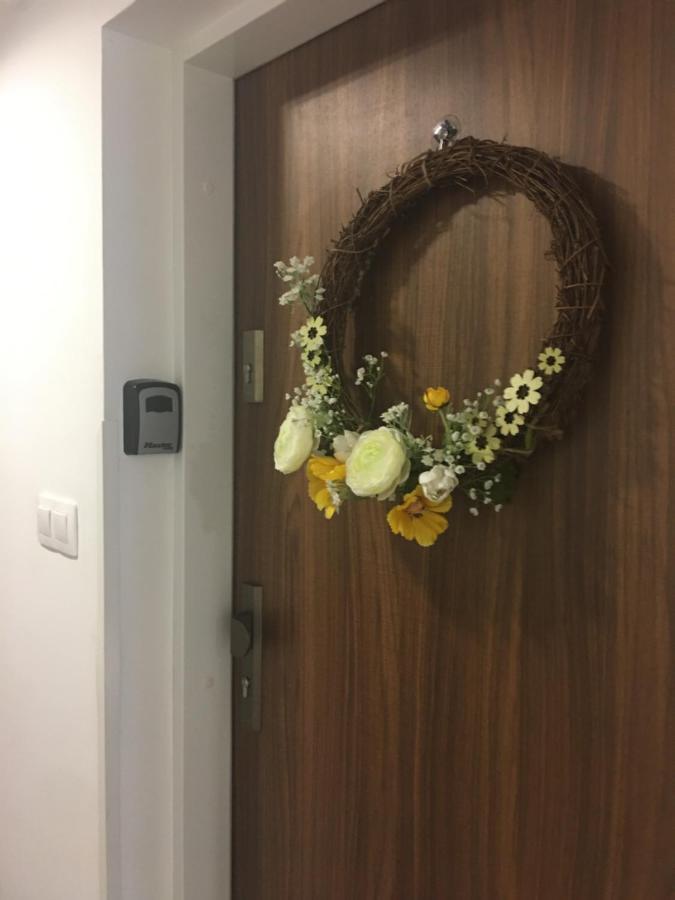 Home Apartment Sopron Luaran gambar
