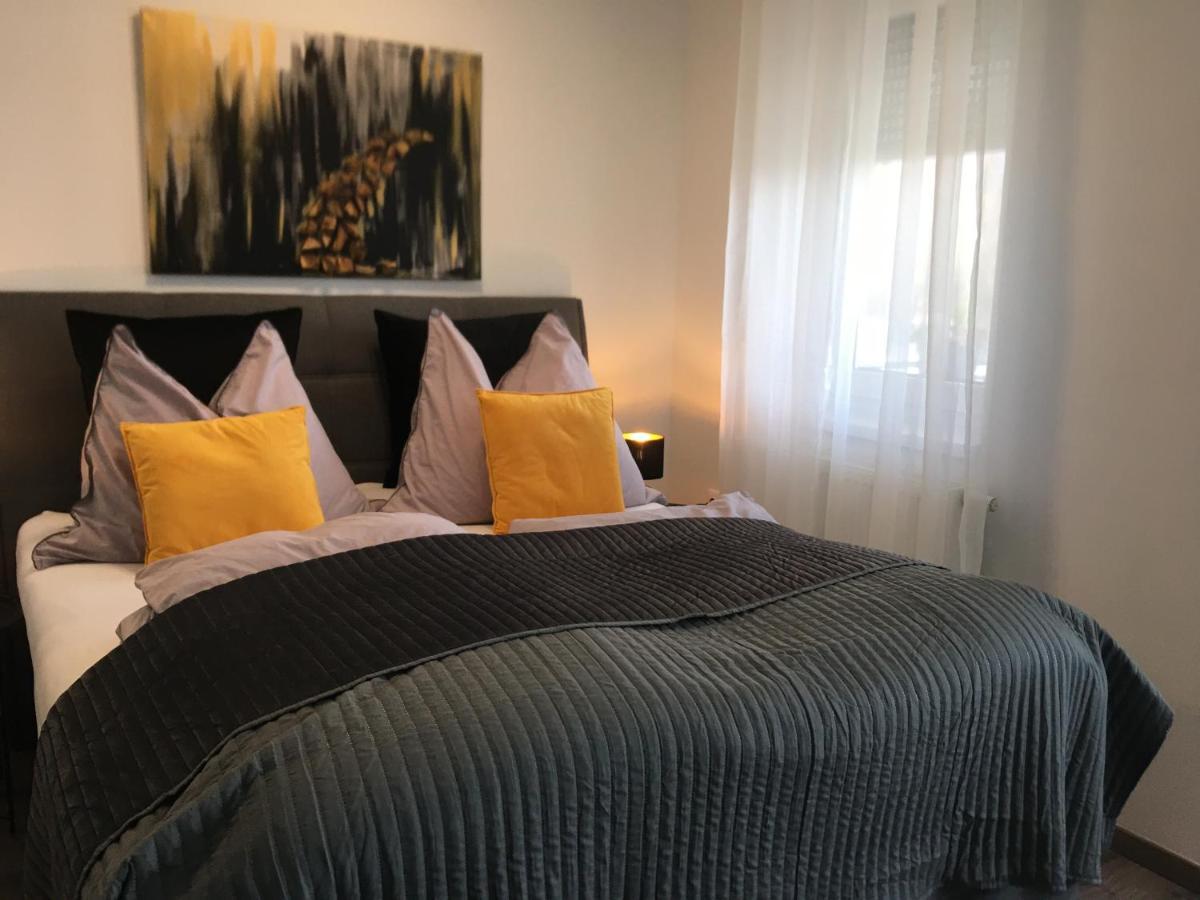 Home Apartment Sopron Luaran gambar
